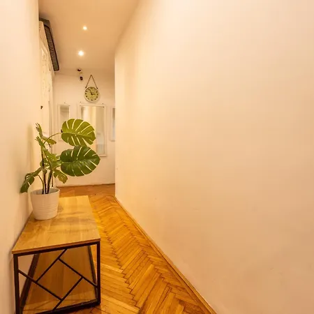 Hidden Gem Next Synagouge - B * Budapest